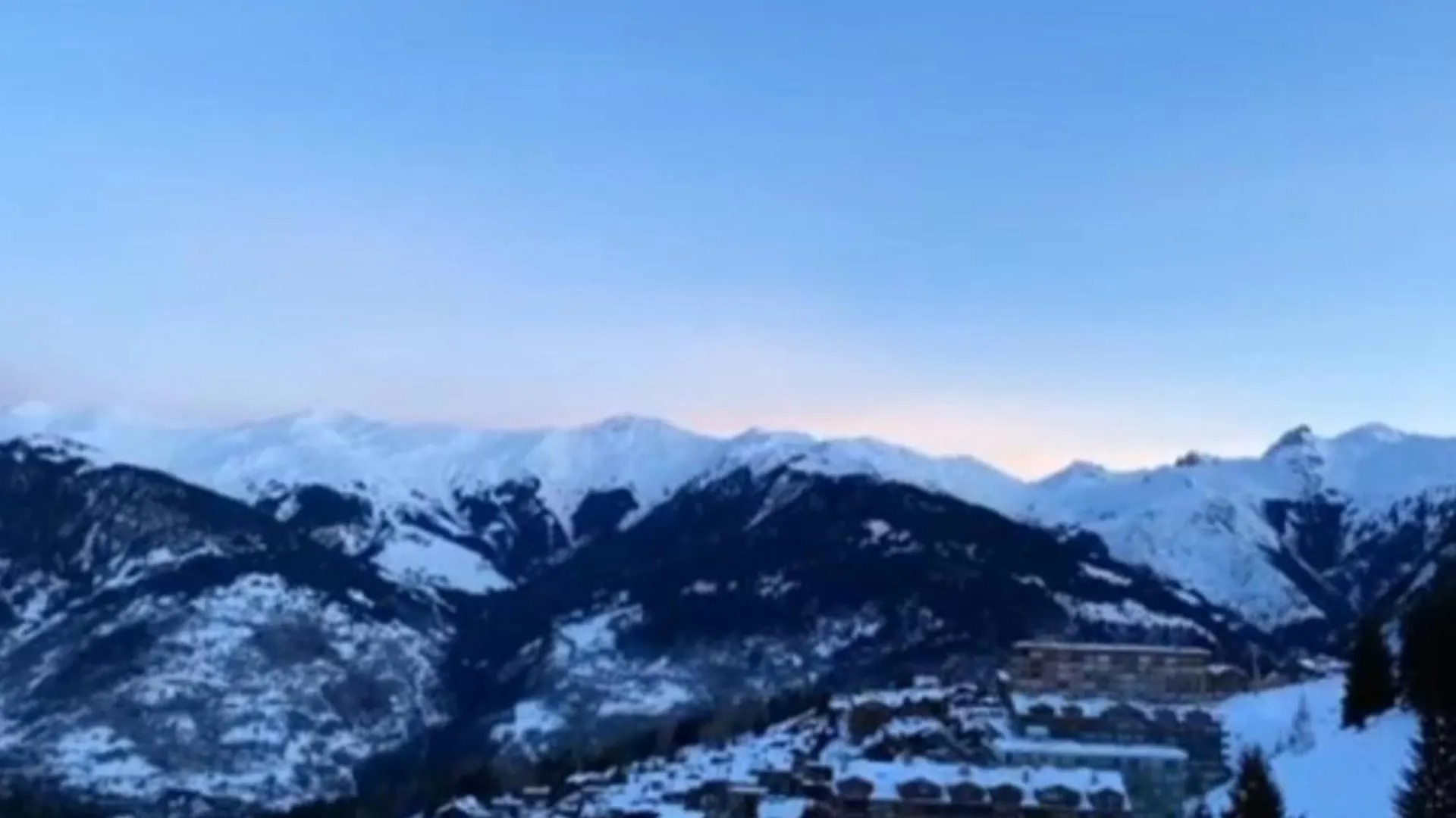 Appartement Skis Aux Pieds, 3 Chambres, Renove, Idealement Situe Pres Des Commerces A Courchevel 1650 - Fr-1-514-61 Francja